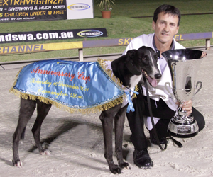 Vocal Enforcer Wins 2011 WA Greyhound Of The Year